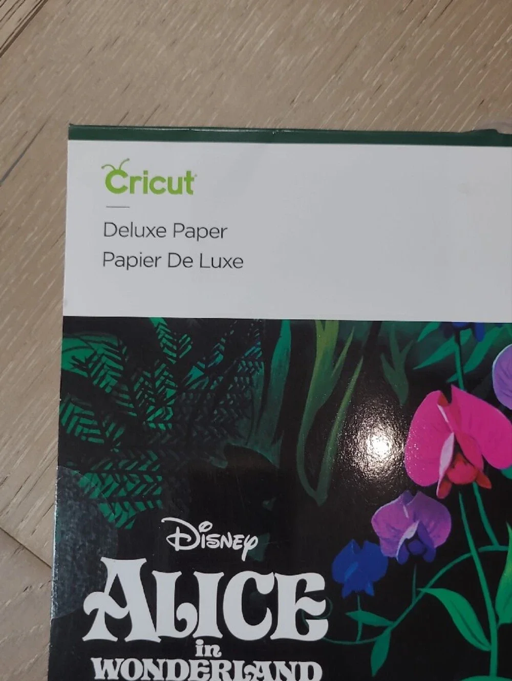 New Cricut Alice in Wonderland Deluxe Paper Pack - 12x12 Heavy Card Stock